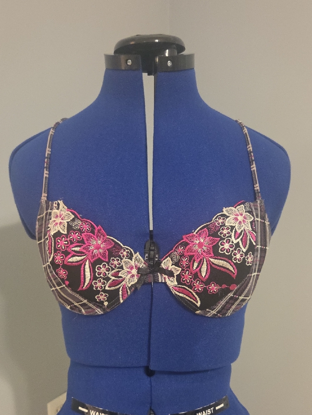 Black Bra with Pink Floral Embroidery - Women’s Lift Bra